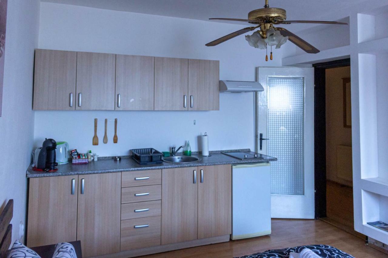 Apartman "Soba Sa Pogledom" ゴルバッツ エクステリア 写真